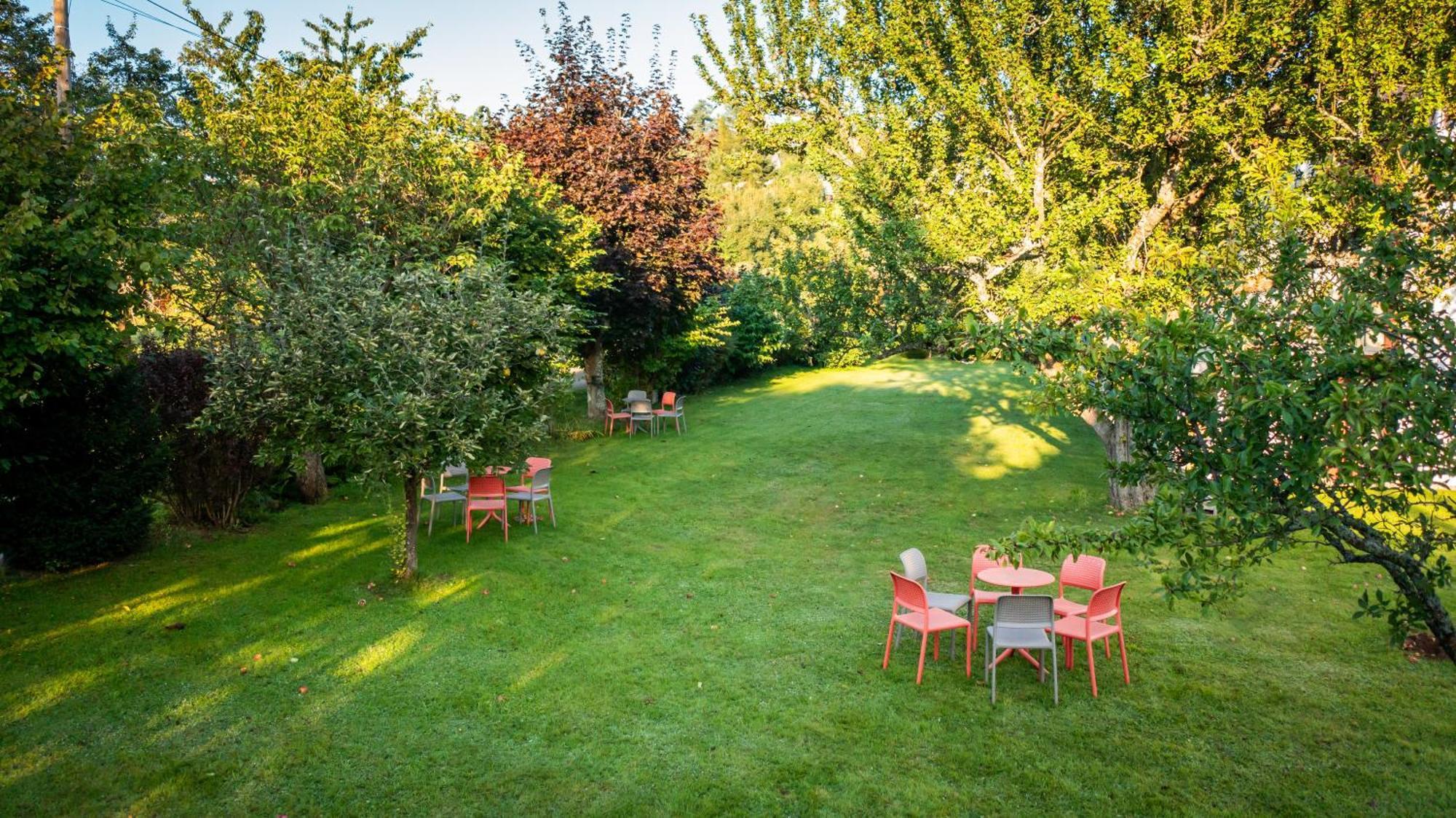 Hotel Logis Restaurant & La Rochette